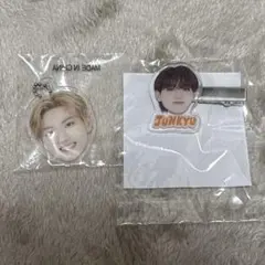 TREASURE ジュンギュ 顔アクキー 顔ピン カプセルトイ ヘアクリップ