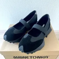 23cm【美品】 メリージェーンスニーカーMINNETONKA 大人フェミニンのサムネイル