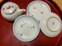 有田焼寿山窯　醤油さしと小皿4枚のセット