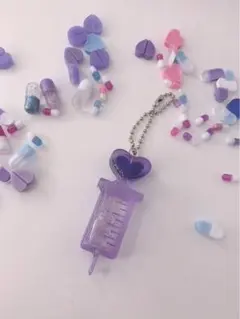 天使界隈　お薬チャーム(注射器)レジン　むらさき