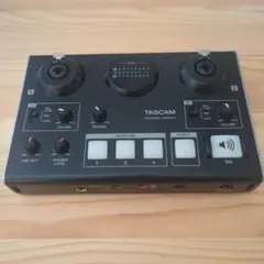 TASCAM MiNiSTUDIO CREATOR US-42 本体