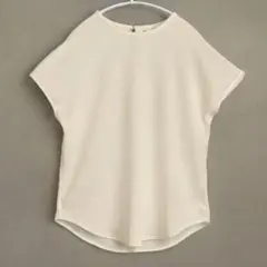 ユニクロ フレンチスリーブ Tシャツ 半袖 クレープジャージー ドレープシャツのサムネイル