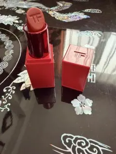 Tom Ford 16C スカーレット ルージュ　トムフォード　限定品　レッドのサムネイル
