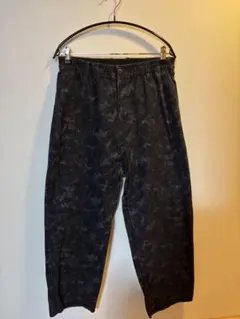 【Niko and】総柄イージーパンツ　柄パンツ　スラックス