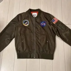 SniperのNASAのパッチが付いたカーキ色のMA-1フライトジャケットです。