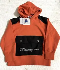 新品未使用 ☆ チャンピオン オレンジ パーカー 120cm