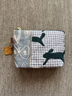 ◆ハンドメイド◆ミナペルホネン　つぎはぎ　マチありファスナーポーチのサムネイル