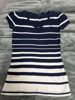 TOMMY HILFIGER半袖Tシャツ