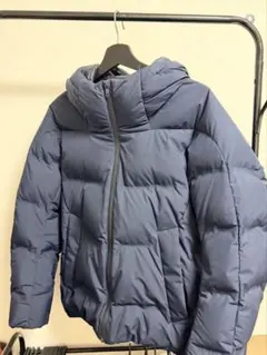 UNIQLO ネイビー フード付き ダウンジャケット