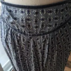 Max&Coグレー 花柄 フレアスカート