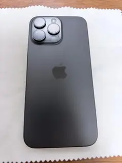 iPhone 15 Pro max ブラックチタニウム　256GB本体