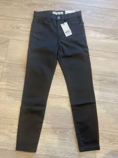 新品未使用。COATED JAMIE W25 L28 ブラックデニムのサムネイル