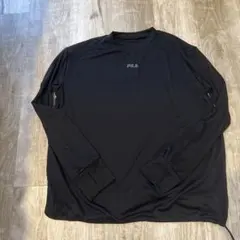 FILA 黒 長袖 ラッシュガード