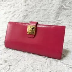 Samantha Vega サマンサベガ エナメル 花柄エンボス ラウンドファス 