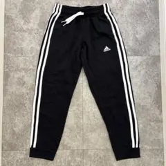 adidas 黒ジャージ サイズ140