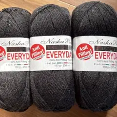 Naska Premium EVERYDAY 毛糸　黒100g250m 3玉