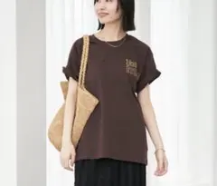 スローブイエナ　Tシャツ　ブラウンのサムネイル