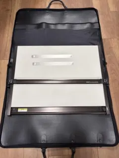 Item thumbnail for item d0d42095-d07b-43b4-bad9-4031d2be45dc