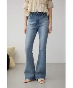 アズールバイマウジー AZUL DENIM フレアデニム ライトブルー