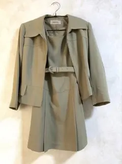 スカートスーツ　レディーススーツ スカートセットアップ