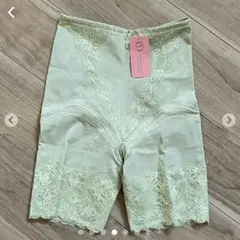 ダイアナのガードルのサムネイル