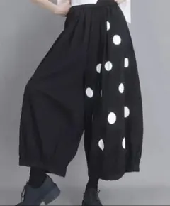 新品未使用！／個性的激カワ！ドットバルーンアシンメトリーパンツ／Ｓ(ゆったり目)