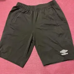 umbro ブラック ハーフパンツ L