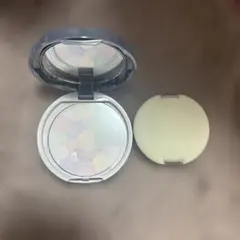 【開封済未使用】キャンメイク イルミネイティングフィニッシュパウダー 01