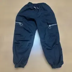 カーゴパンツ　黒　ハートチャーム