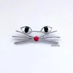 匿名配送*新品【K25】シルバーねこの顔ブローチ　動物　フェイス　猫 北欧風