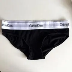 Calvin Kleinカルバンクライン　ビキニショーツ