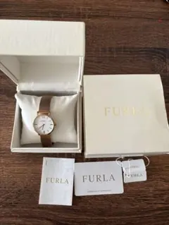 FURLA ホワイト文字盤 ゴールドメッシュ腕時計のサムネイル