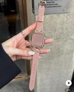 ストーン付きピンクレザーバンド