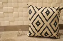 新品　未使用　クッションカバー モノトーン シンプル　幾何学模様