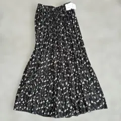 INGNI ブラック 花柄 プリーツスカート M