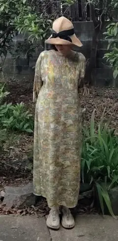 着物リメイク　七分袖Aラインワンピース　正絹　小紋　縮緬　御所車　楓　菊　松竹梅