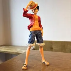 ワンピース ルフィ フィギュア