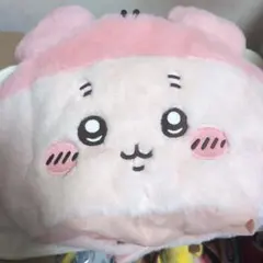 ちいかわパーク 古本屋(カニちゃん)うきうきぬいぐるみキャップ - メルカリ