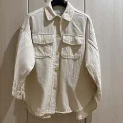 LOWRYS FARM クリーム色 シャツジャケットのサムネイル