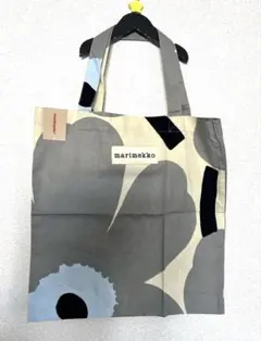 ✨新品未使用　マリメッコ　marimekko ファブリックバッグ　マリメイド✨のサムネイル