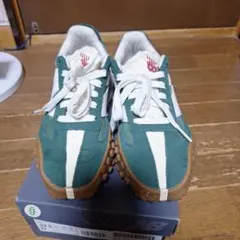 new balance スニーカー