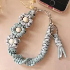【ハンドメイド】パラコード お花のハンドストラップ｜スマホストラップ