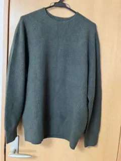 美品　ユニクロ　3Dスフレヤーンクルーネックセーター