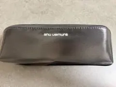 【新品未使用】shu uemura ポーチ ブラックのサムネイル