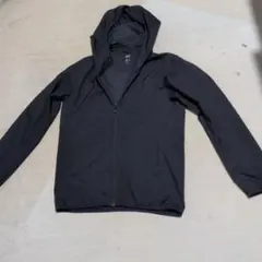 UNIQLO ポケッタブルUVカットパーカー XS
