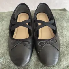今だけSALE‼️♡ 黒 クロスストラップ　フォーマルシューズ　21cm ♡
