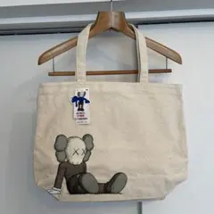 ファミリア エリック・カール展 はらぺこあおむし コラボ トートバッグ