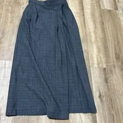 ユニクロ　サイドプリーツ　ナロースカート