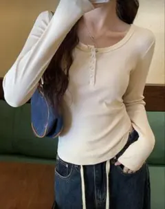 SHEIN 韓国オンニ風 ボタン付きクルーネックカットソー