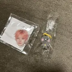 treasure ヨシ 顔アクキー　truz ガチャガチャ